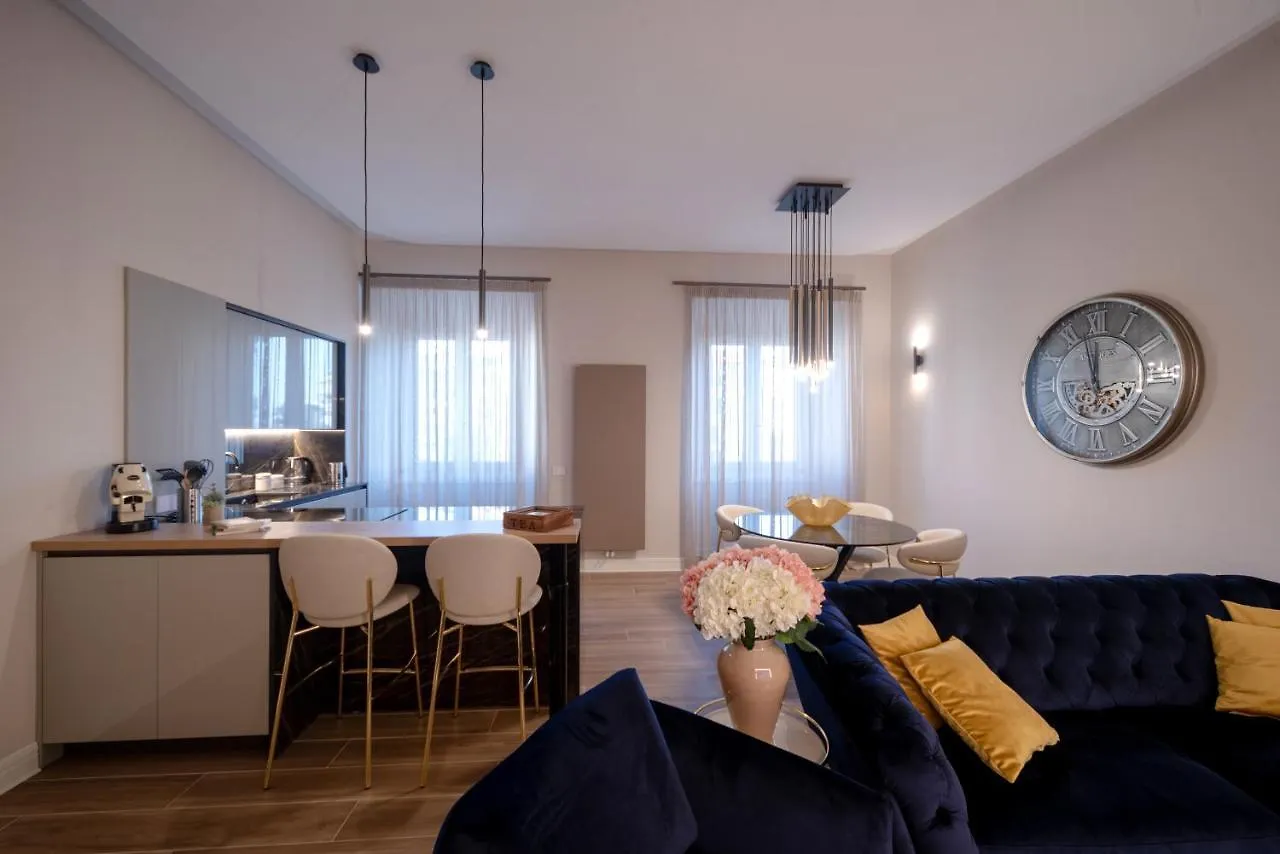 Domina-Boutique Apartment Naples