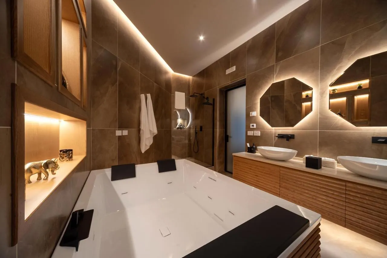 Domina-Boutique Apartment Naples